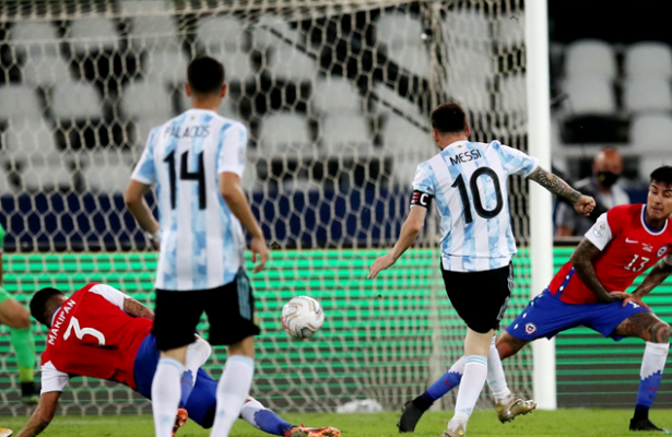 Messi free kick not enough as Argentina held to draw by Chile at Copa America