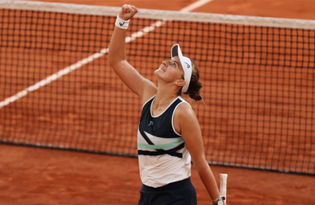 Krejcikova beats Sakkari in dramatic French Open semi-final