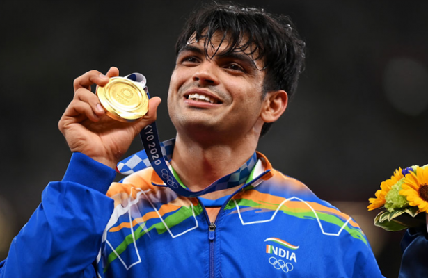 Chopra lends golden sheen to India's best ever Games show