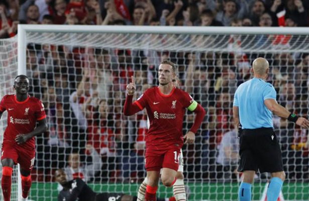 Henderson fires winner as Liverpool beat Milan in thriller